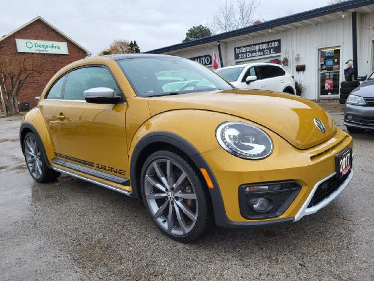 2017 Volkswagen Beetle 1.8T Dune Photo0