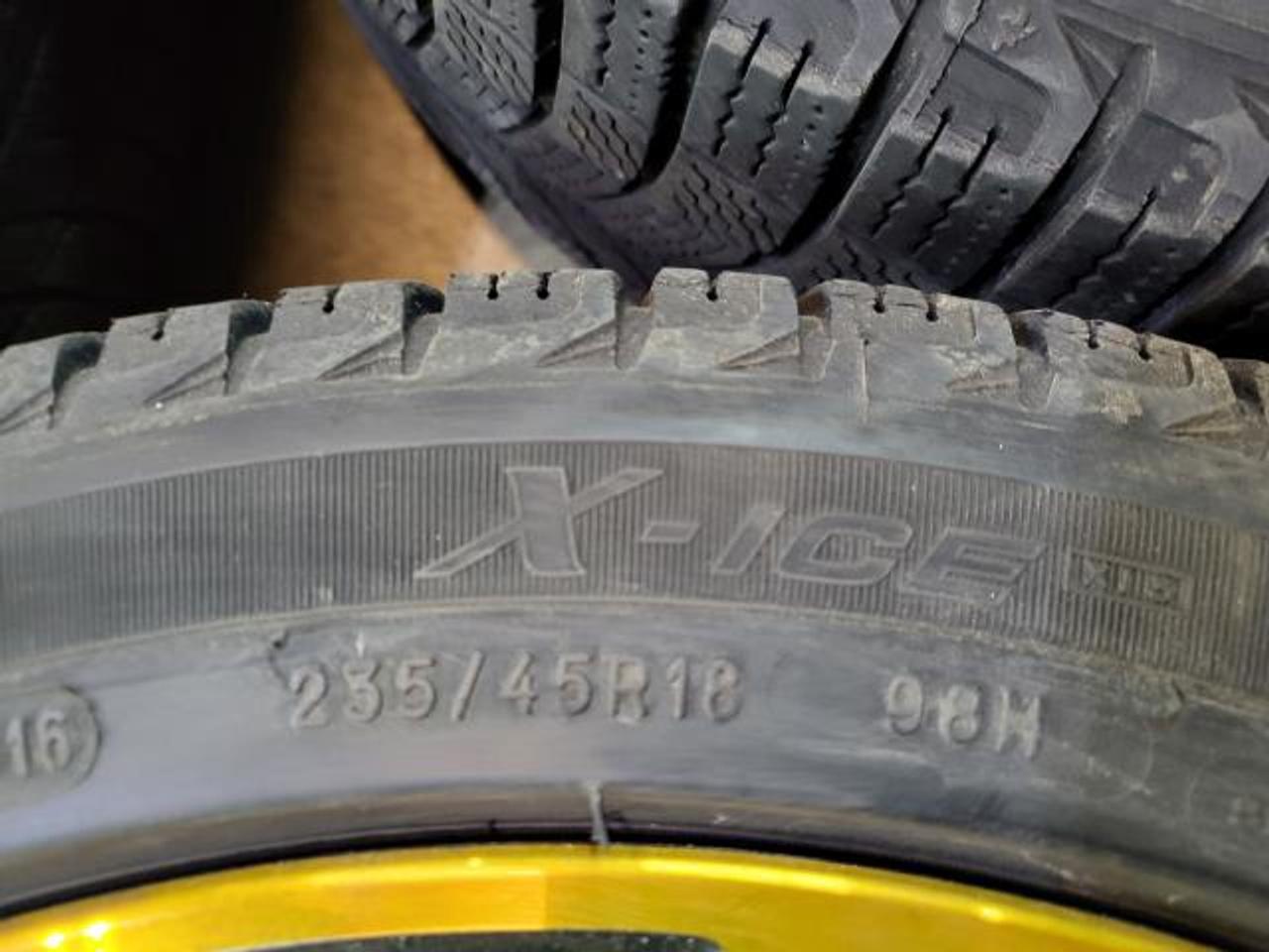 2017 Volkswagen Beetle 1.8T Dune Photo