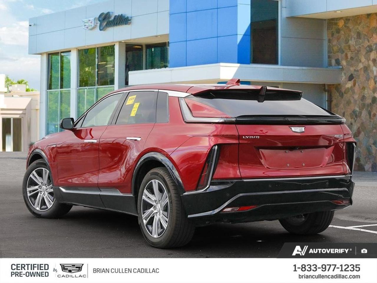 2024 Cadillac LYRIQ Tech 4dr Tech w/1SA Photo3