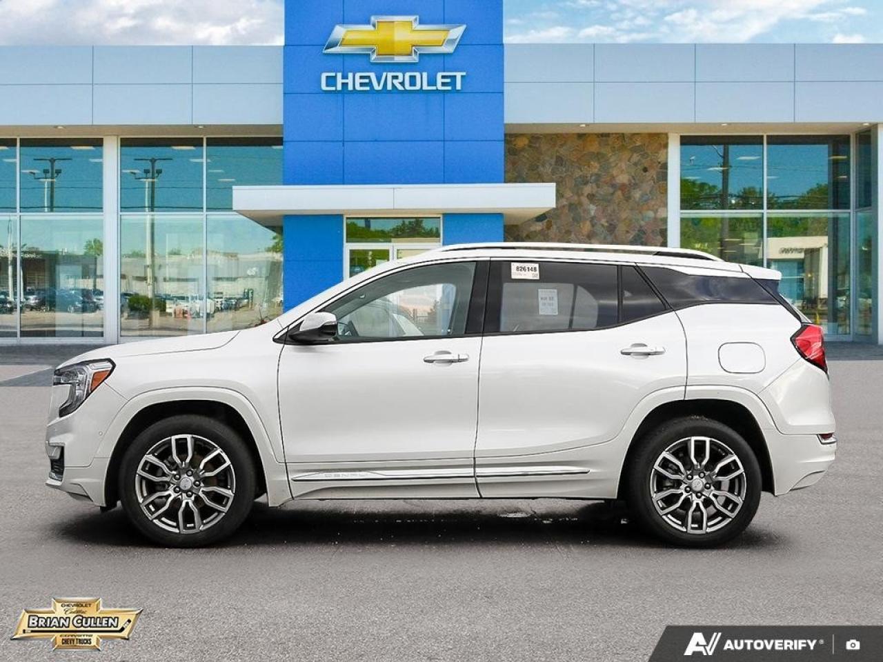 2023 GMC Terrain Denali AWD Denali Photo2