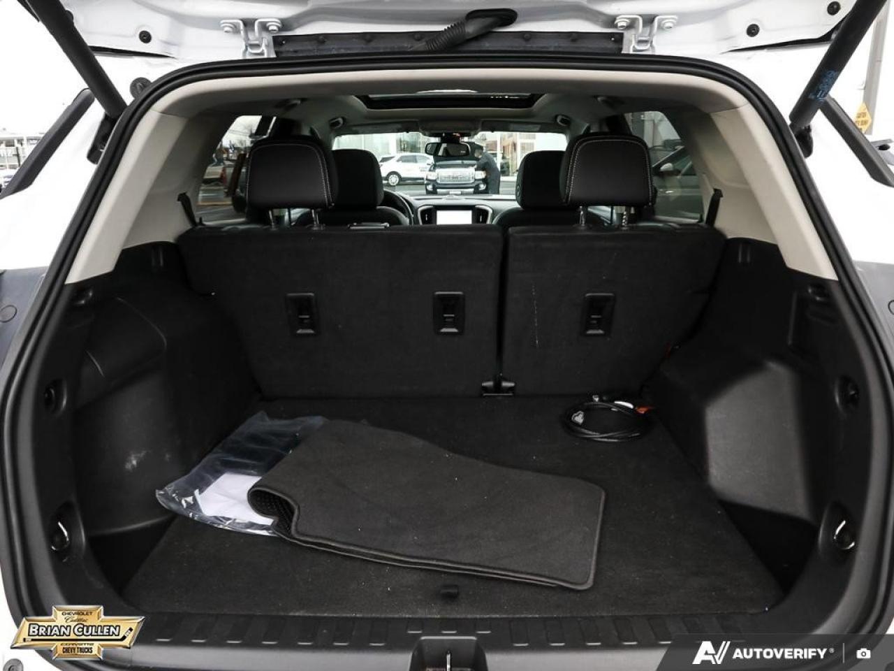 2023 GMC Terrain Denali AWD Denali Photo