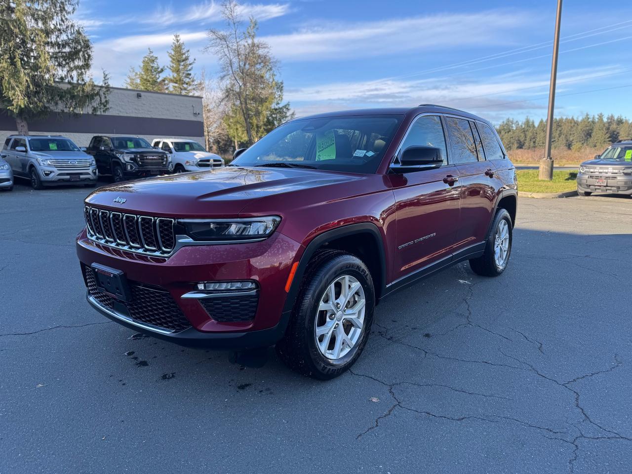 Used 2023 Jeep Grand Cherokee Limited for sale in Campbell River, BC