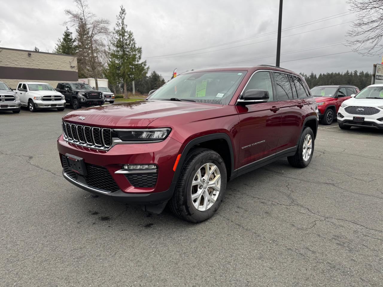 Used 2023 Jeep Grand Cherokee Limited for sale in Campbell River, BC