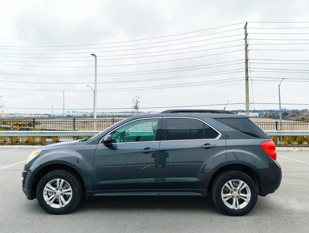 2011 Chevrolet Equinox 1LT Front-wheel Drive Sport Utility Automatic Photo4
