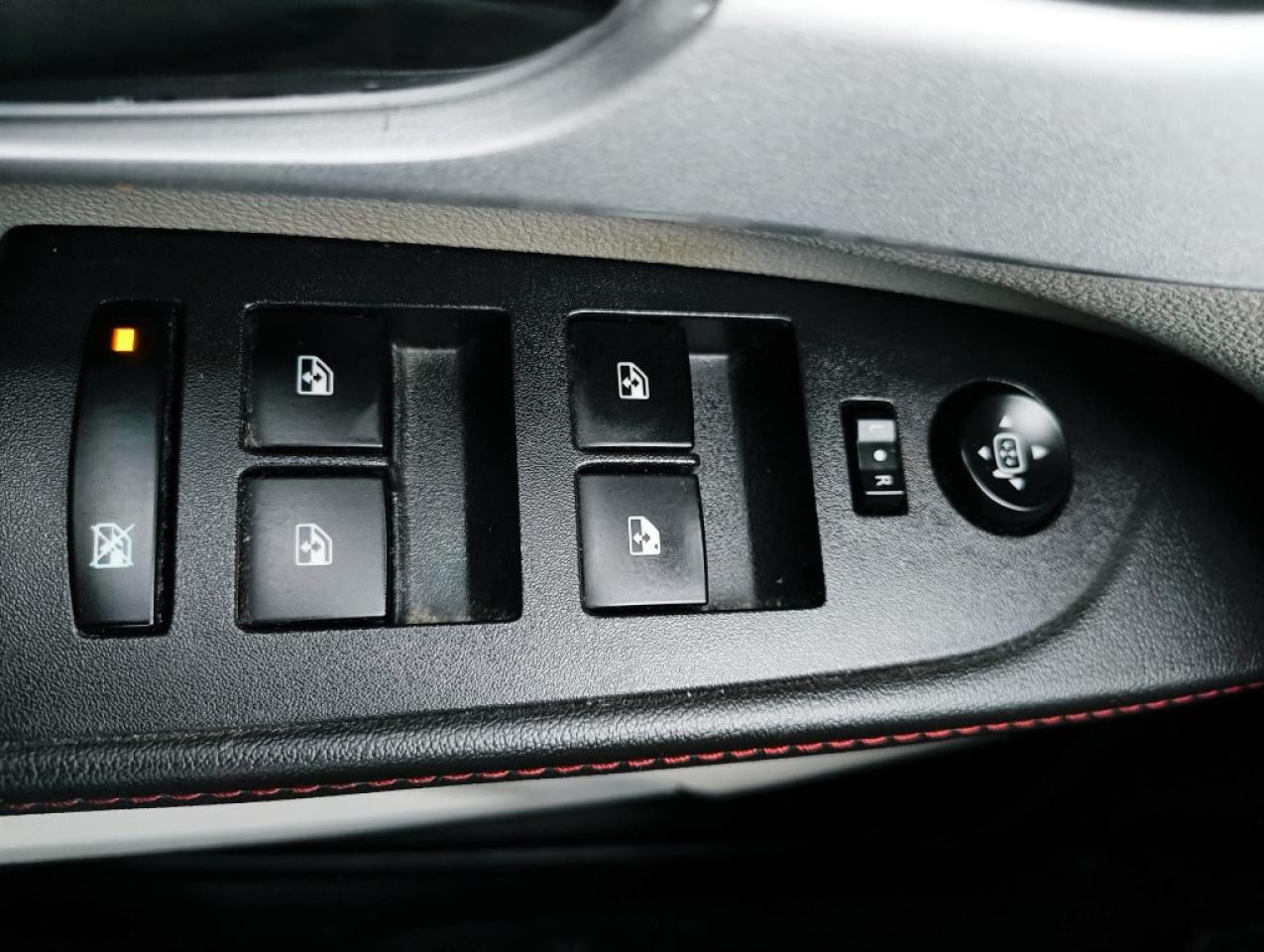 2011 Chevrolet Equinox 1LT Front-wheel Drive Sport Utility Automatic Photo