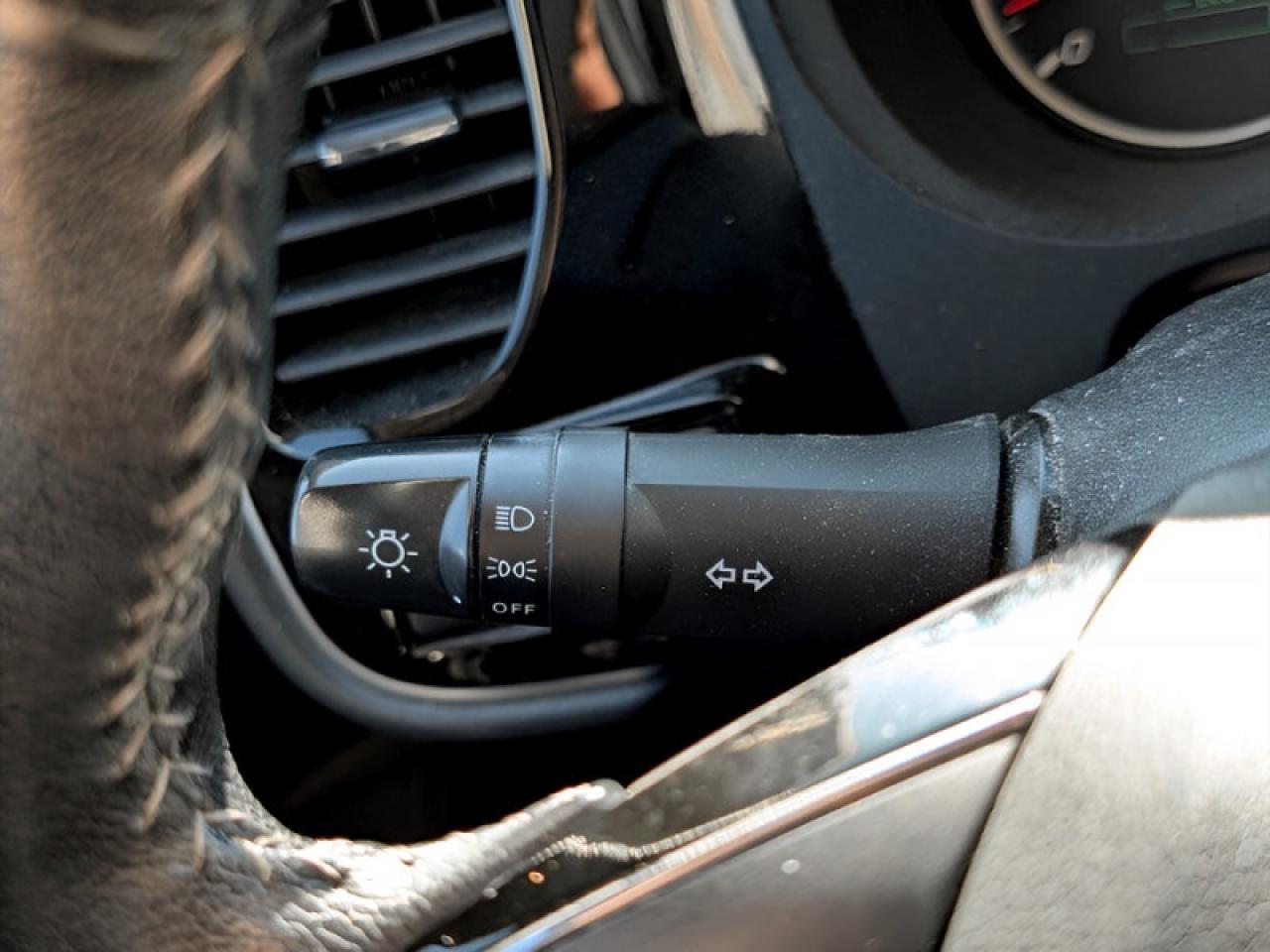 2018 Mitsubishi Outlander ES  **BLUETOOTH - HTD SEATS** Photo