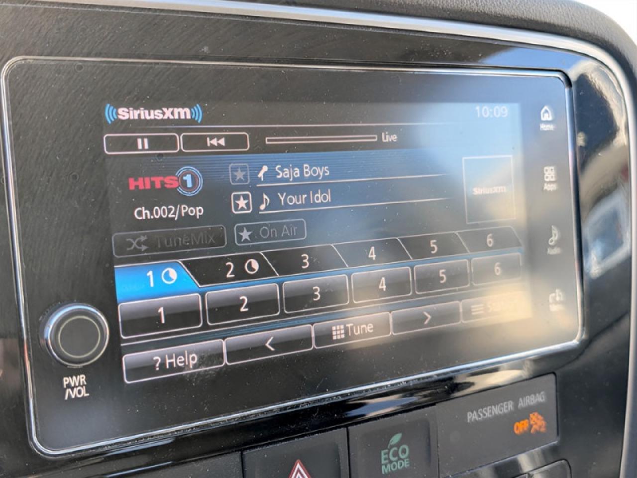 2018 Mitsubishi Outlander ES  **BLUETOOTH - HTD SEATS** Photo