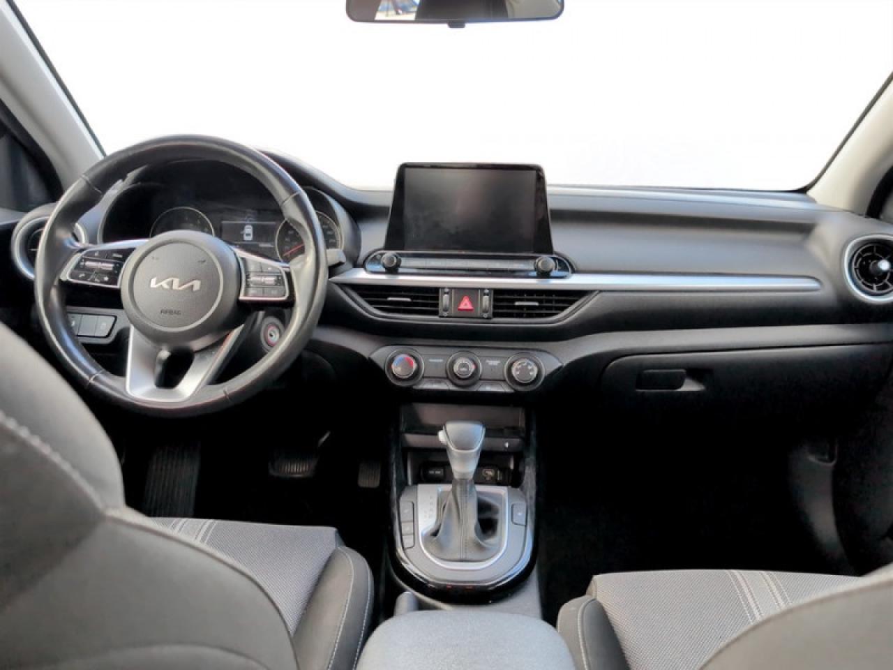 2022 Kia Forte EX  **APPLE CP - HTD STEERING WHEEL** Photo