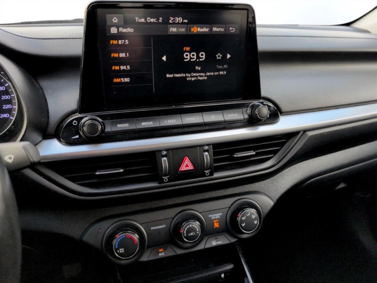 2022 Kia Forte EX  **APPLE CP - HTD STEERING WHEEL** Photo