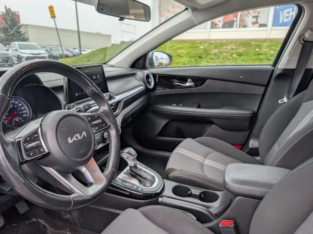 2022 Kia Forte EX Photo