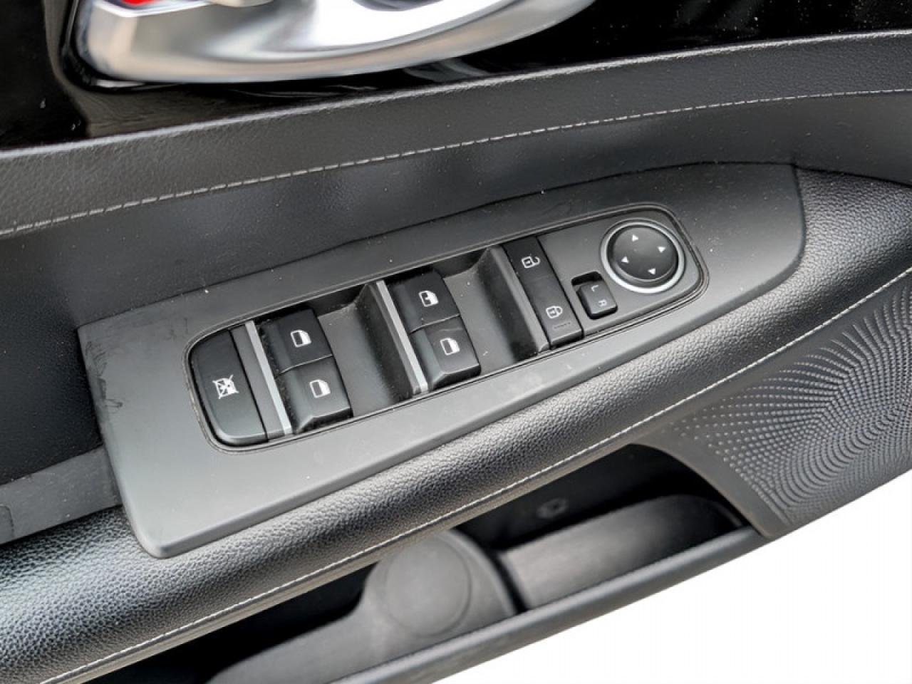 2022 Kia Forte EX  **BLIND SPOT - APPLE CARPLAY** Photo