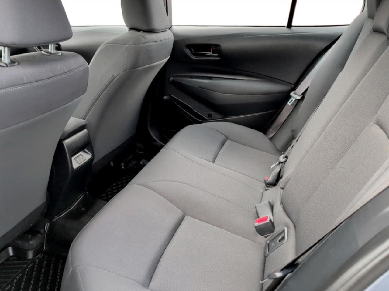 2023 Toyota Corolla LE  **APPLE CARPLAY - ADAPT CRUISE** Photo