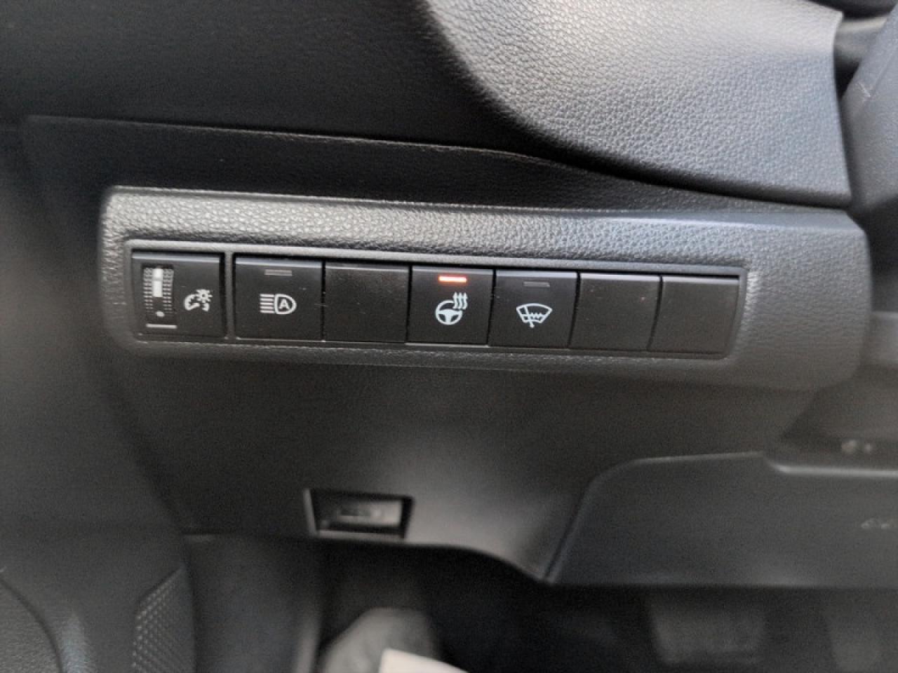 2023 Toyota Corolla LE  **APPLE CARPLAY - ADAPT CRUISE** Photo