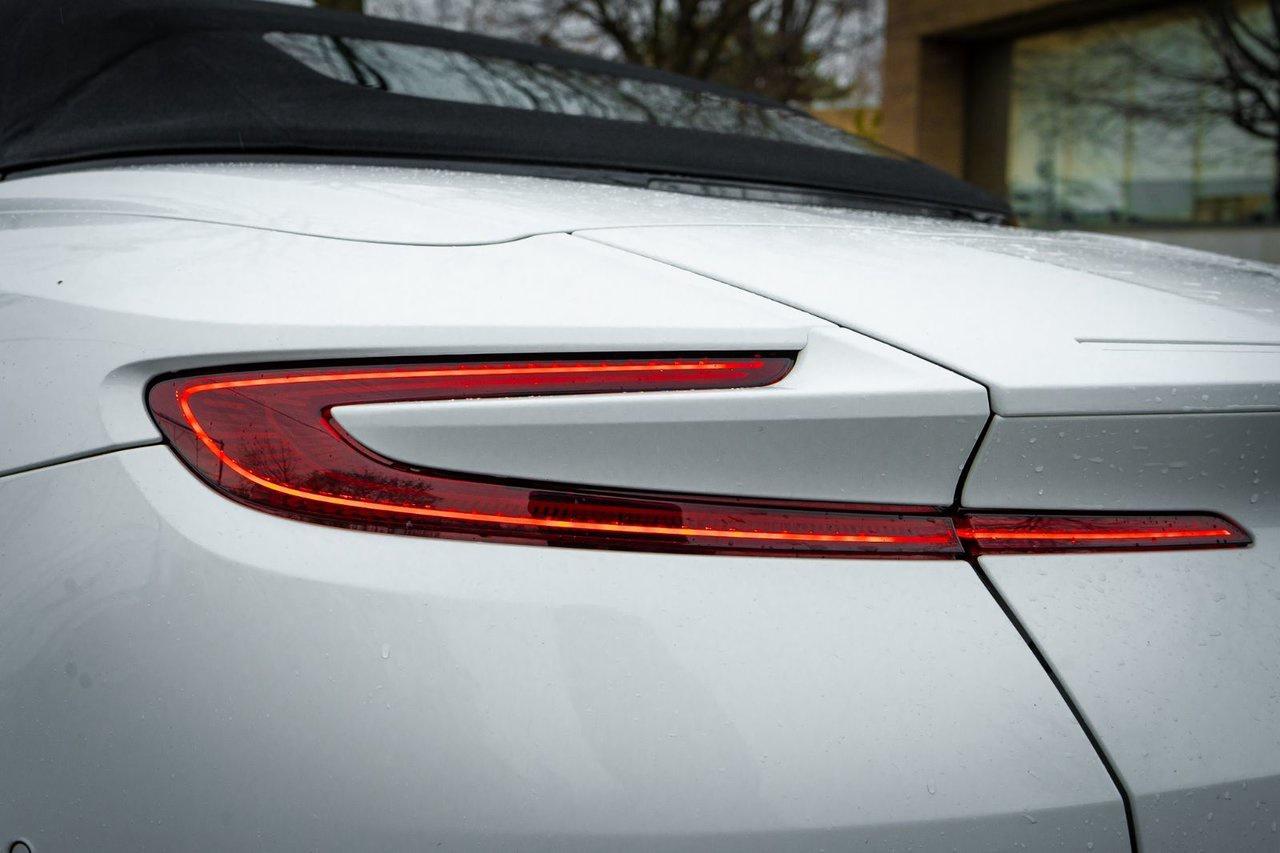 2019 Aston Martin DB11  Photo