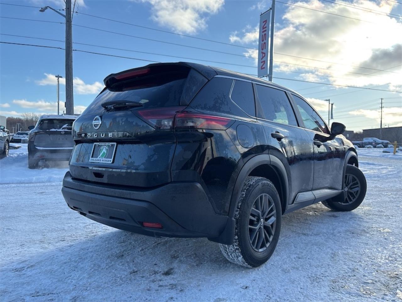 2021 Nissan Rogue S  Lease Return, Clean CARFAX Photo