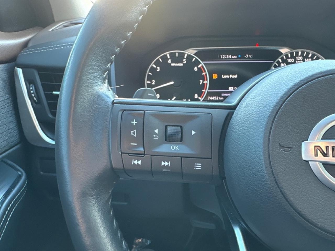 2021 Nissan Rogue S  Lease Return, Clean CARFAX Photo