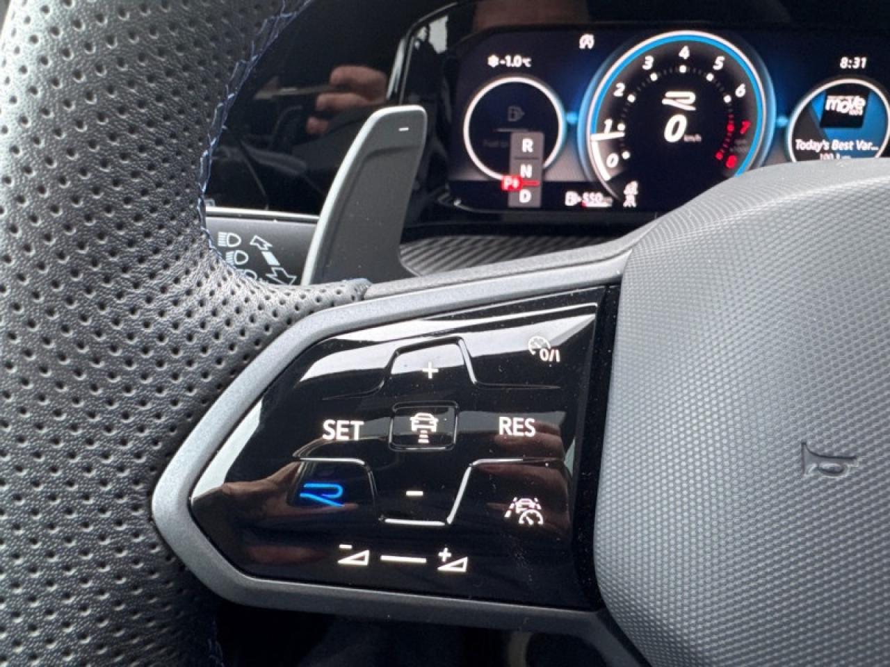 2024 Volkswagen Golf R DSG  -  HUD -  Navigation Photo