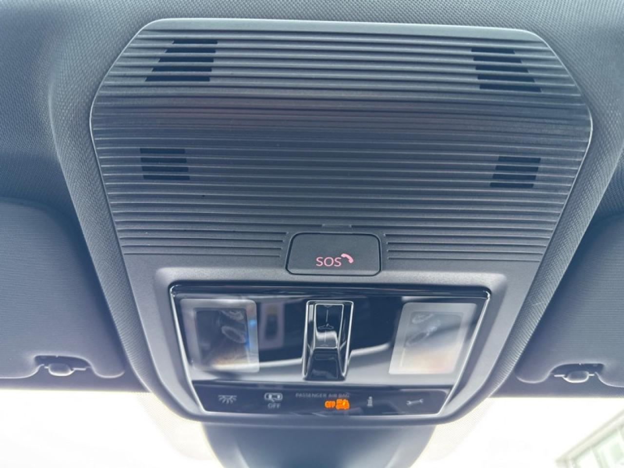 2024 Volkswagen Golf R DSG  -  HUD -  Navigation Photo