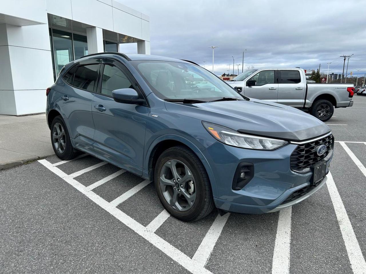 2023 Ford Escape ST-Line Select Photo