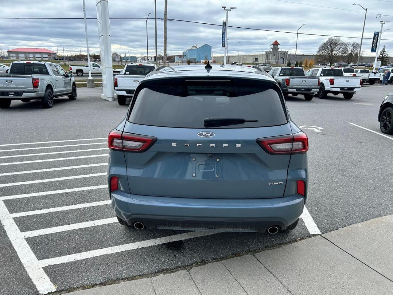 2023 Ford Escape ST-Line Select Photo