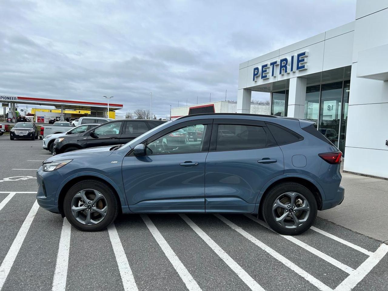 2023 Ford Escape ST-Line Select Photo