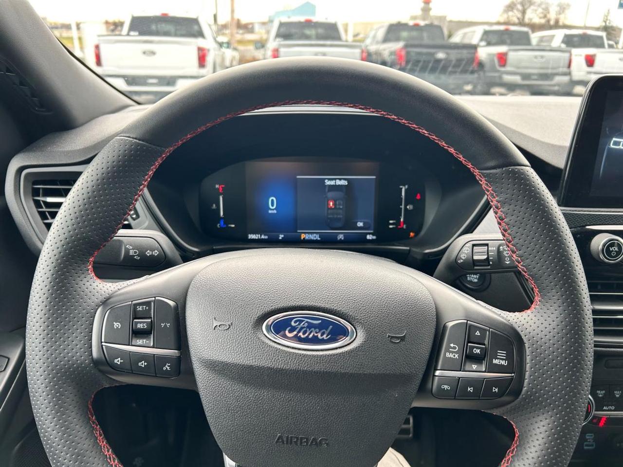 2023 Ford Escape ST-Line Select Photo