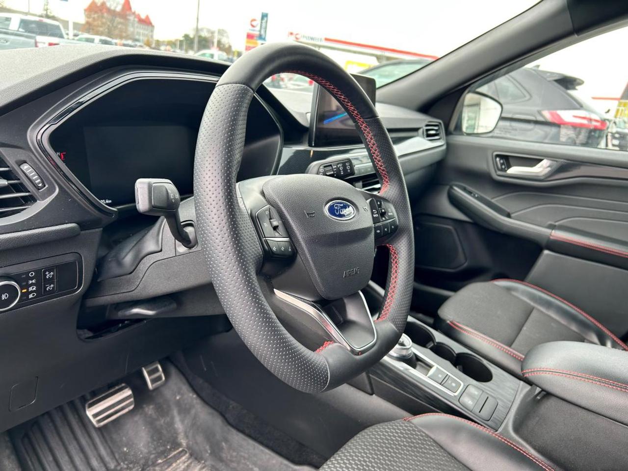 2023 Ford Escape ST-Line Select Photo