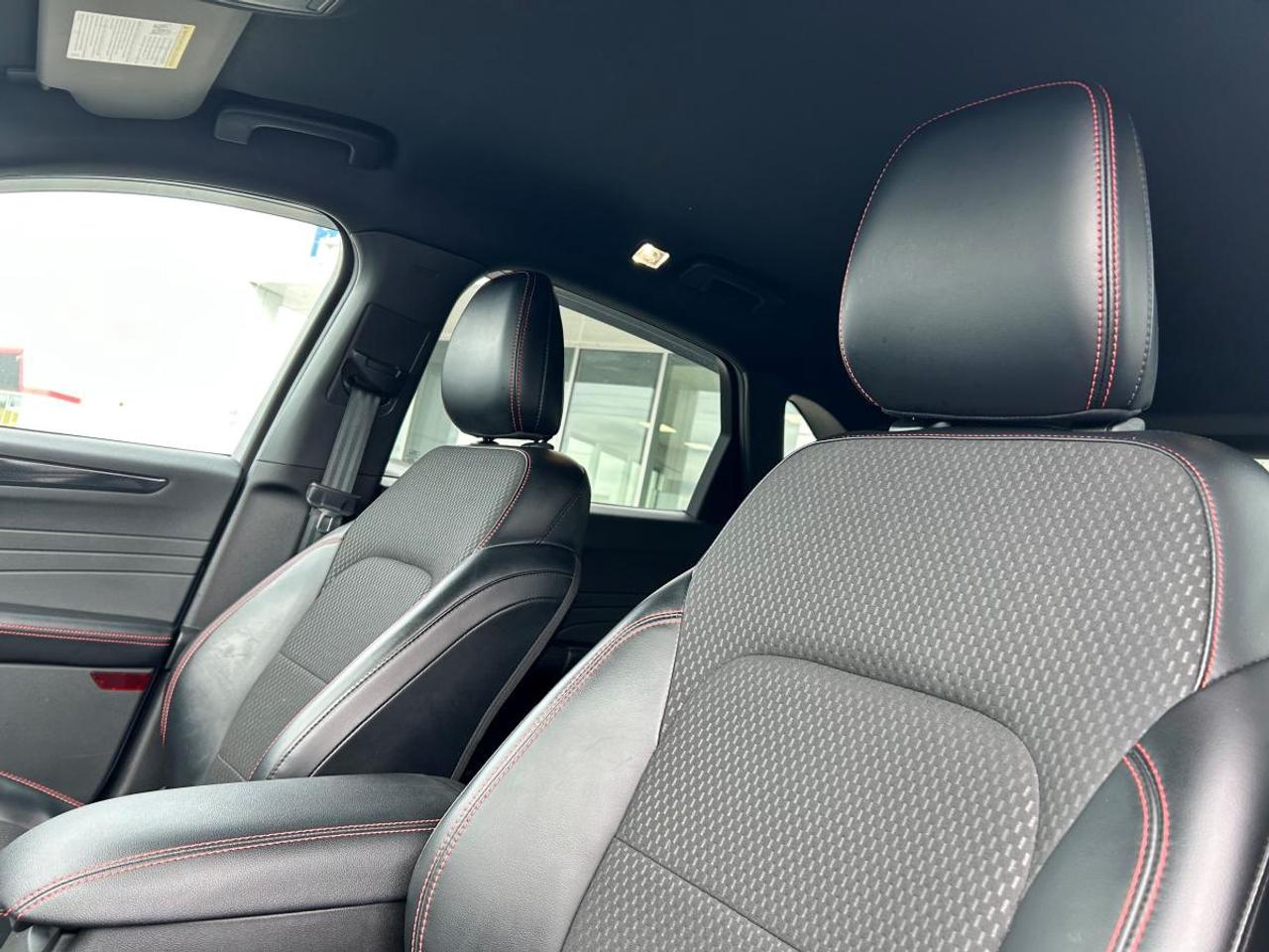 2023 Ford Escape ST-Line Select Photo