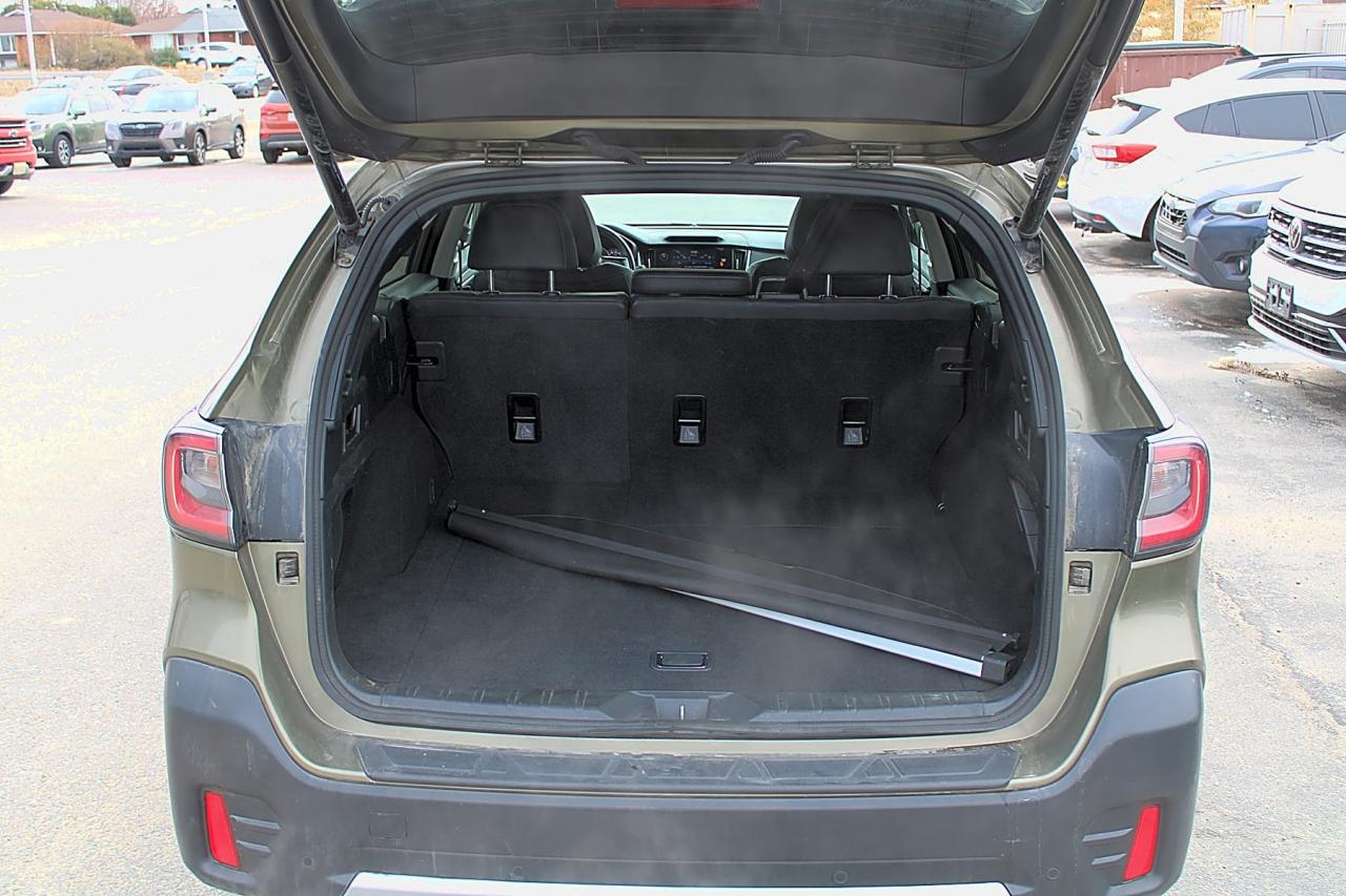 2022 Subaru Outback LIMITED Photo