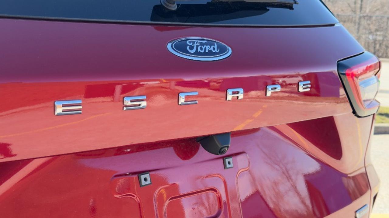 2026 Ford Escape Plug-in Hybrid Photo