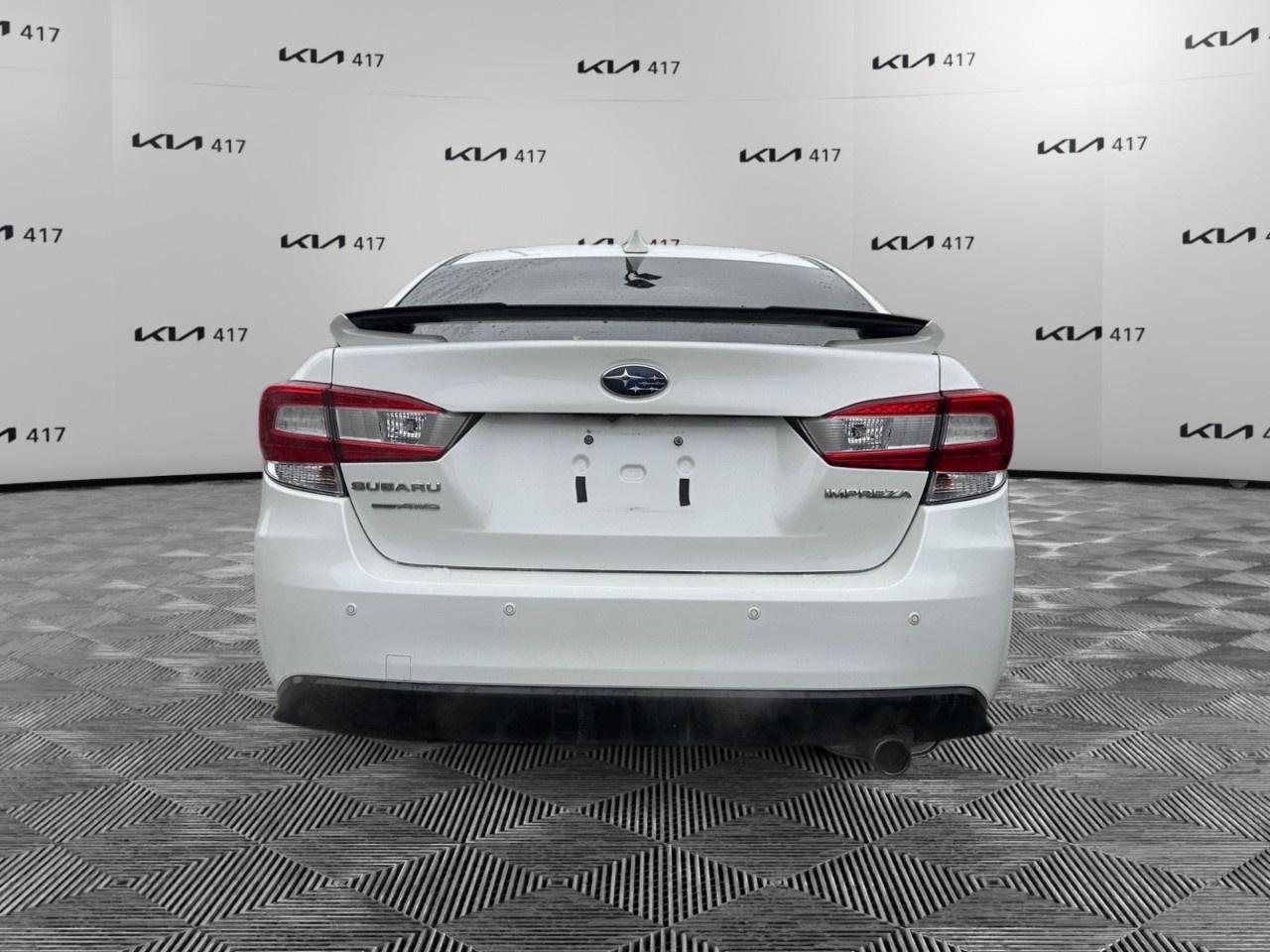 2018 Subaru Impreza 2.0i Sport-tech 4-door Auto w/EyeSight Pkg Photo3