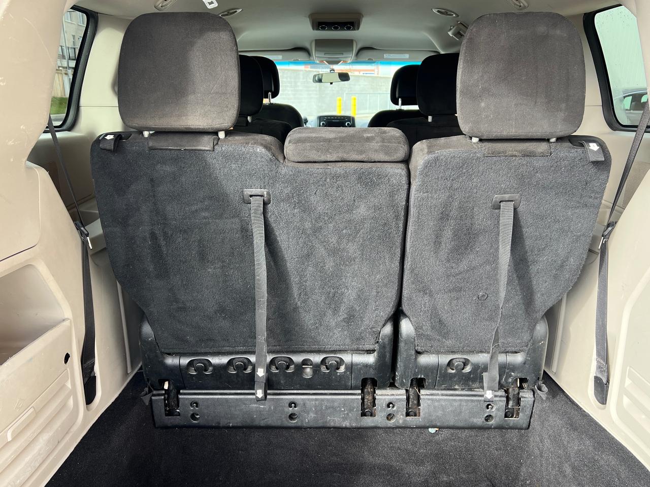 2017 Dodge Grand Caravan Crew - Photo #9