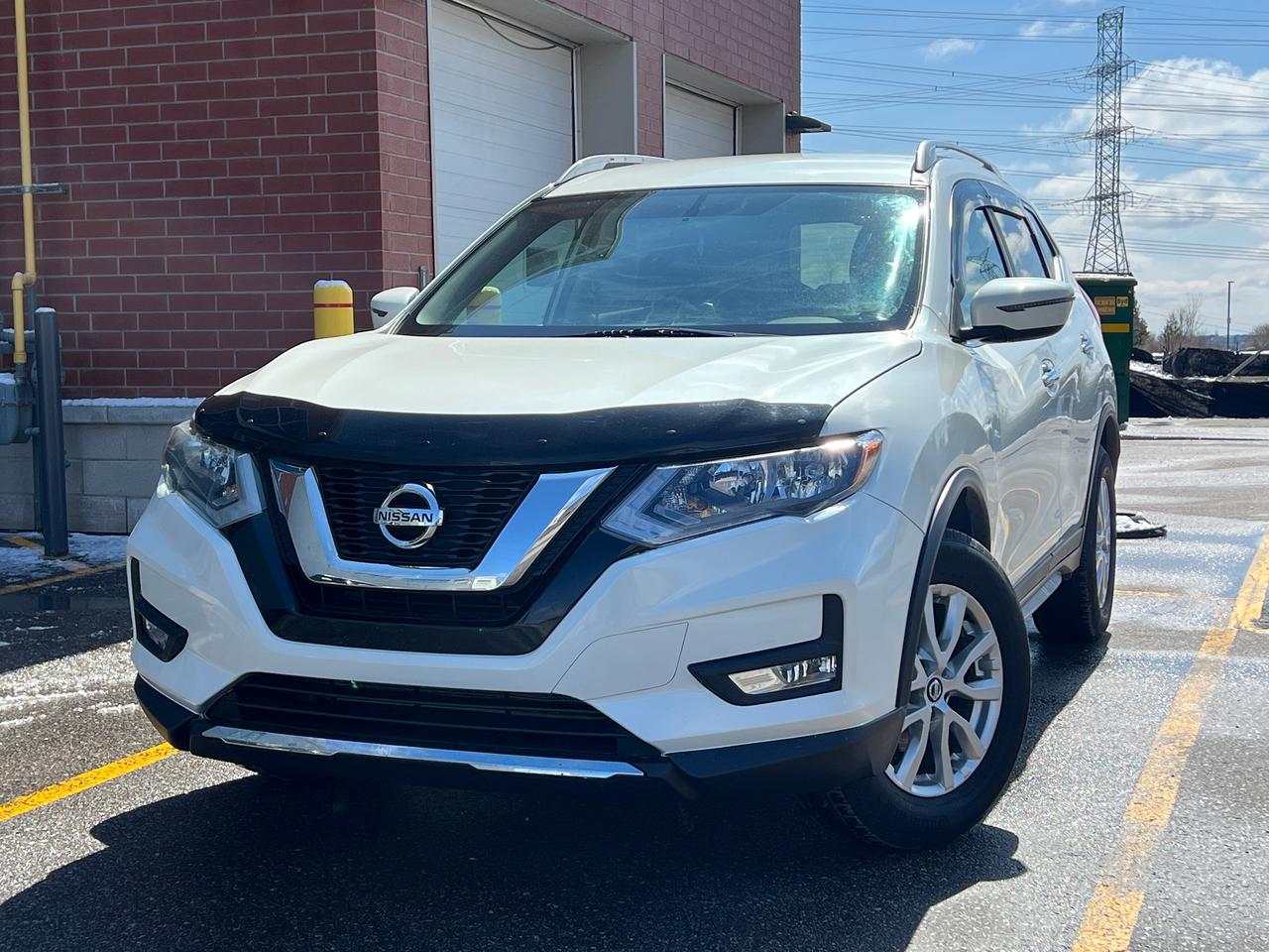 2017 Nissan Rogue SV, CERTIFIED - Photo #1