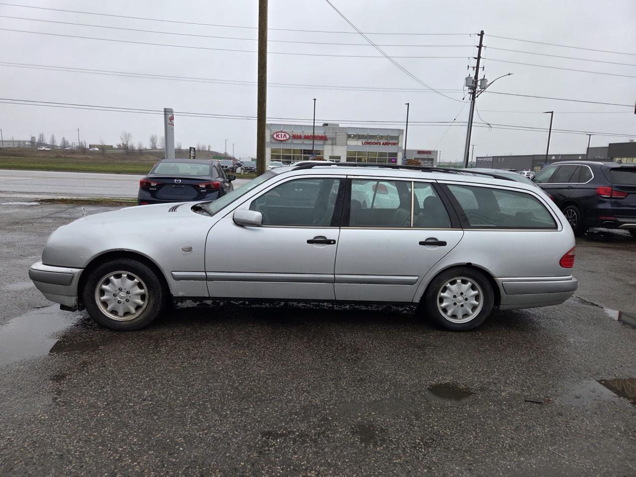 1999 Mercedes-Benz E320 MANUAL, DIESEL, WAGON, IMPORT, AS IS, NON RUNNER - Photo #2