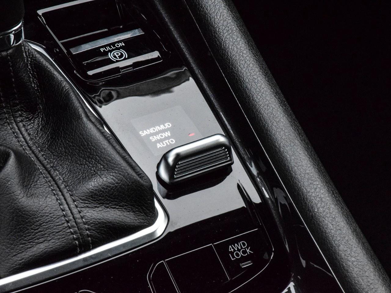 2026 Jeep Compass NORTH 4X4 Photo