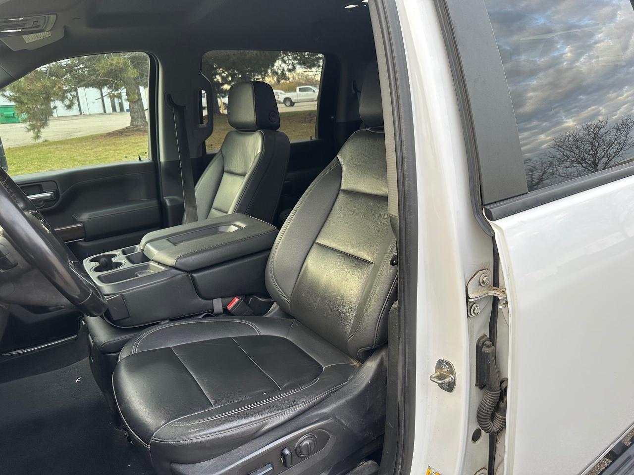 2022 Chevrolet Silverado 2500 HD - 6.6L V8 GAS - 6 PASSENGER - Photo #13