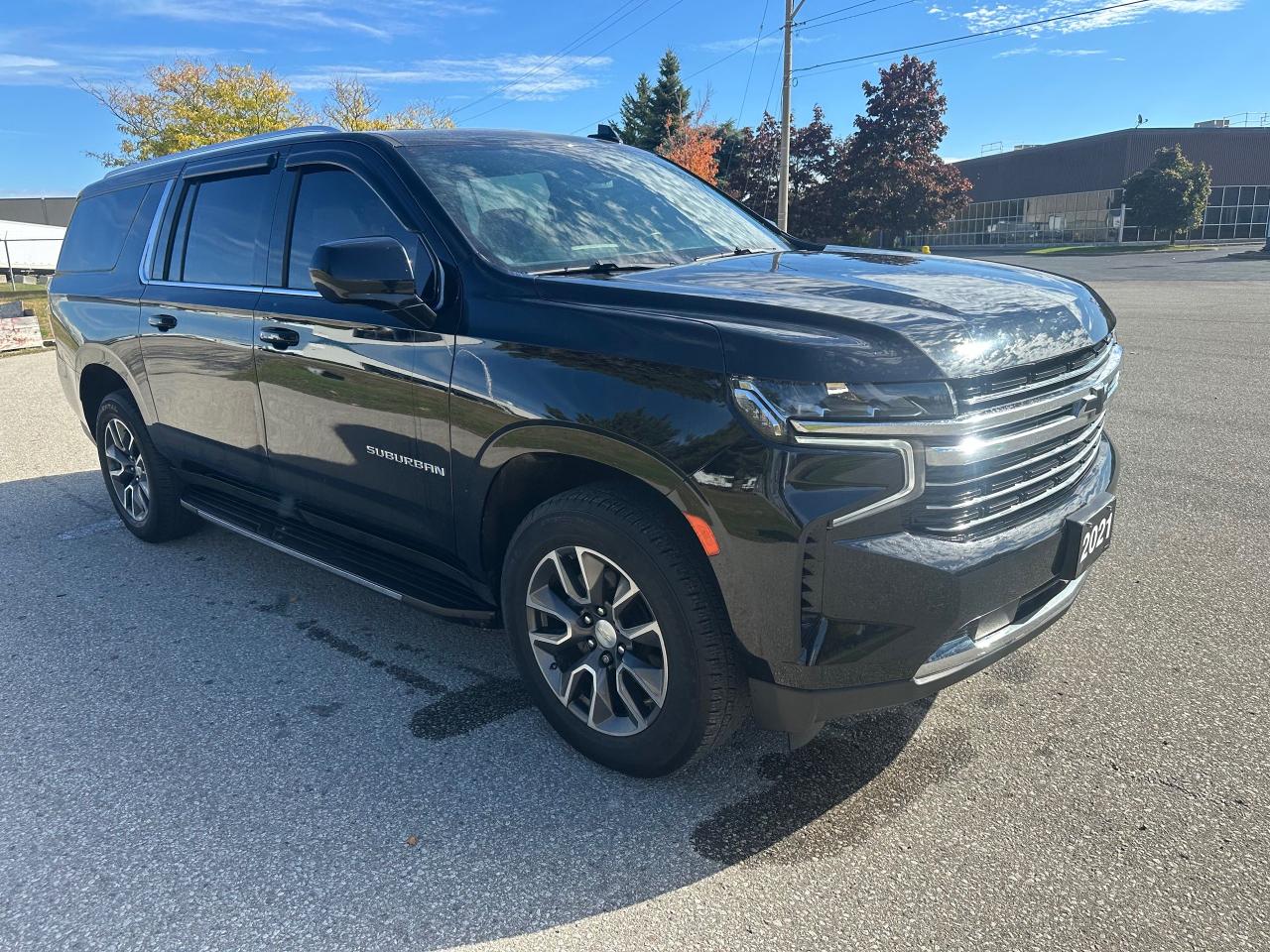 2021 Chevrolet Suburban 5.3L - 8 PASSENGER - Photo #7