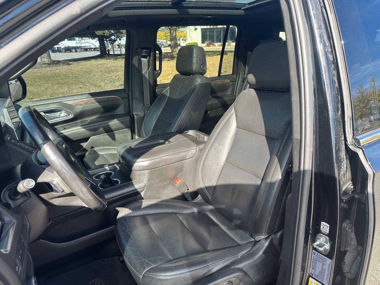 2021 Chevrolet Suburban 5.3L - 8 PASSENGER - Photo #12