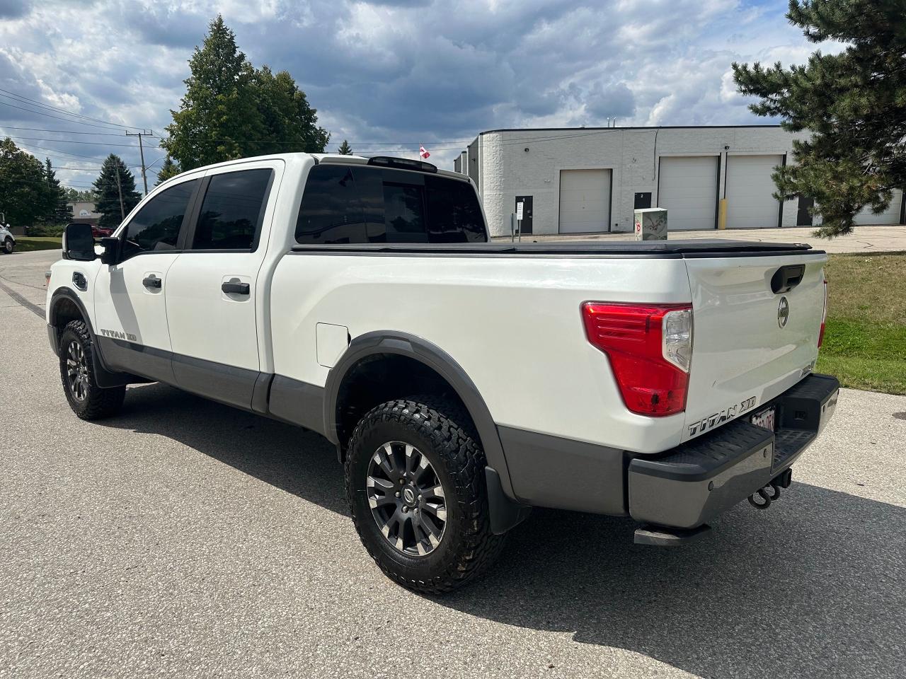 2017 Nissan Titan XD PRO4X - 5.0L CUMMINS DIESEL - Photo #5