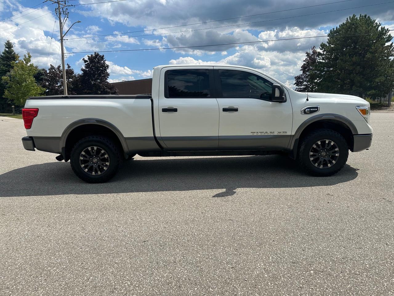 2017 Nissan Titan XD PRO4X - 5.0L CUMMINS DIESEL - Photo #9