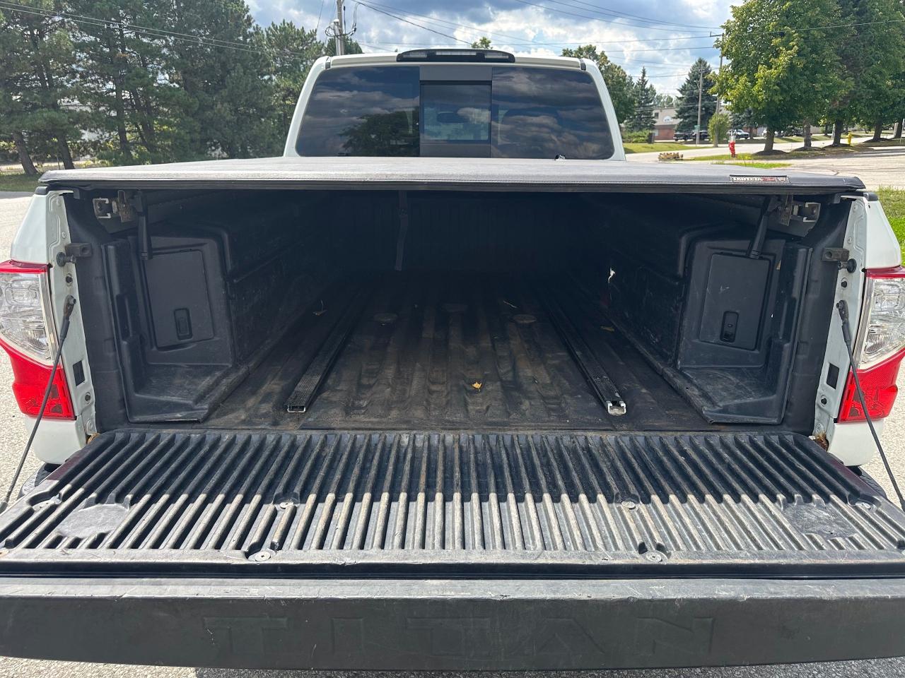 2017 Nissan Titan XD PRO4X - 5.0L CUMMINS DIESEL - Photo #15