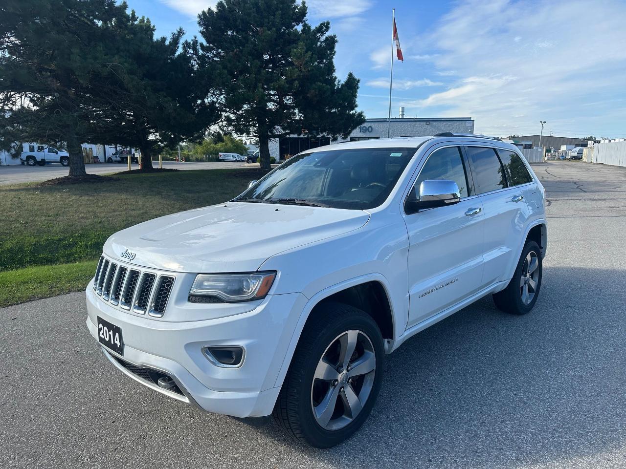 2014 Jeep Grand Cherokee OVERLAND - 3.0L DIESEL - Photo #1