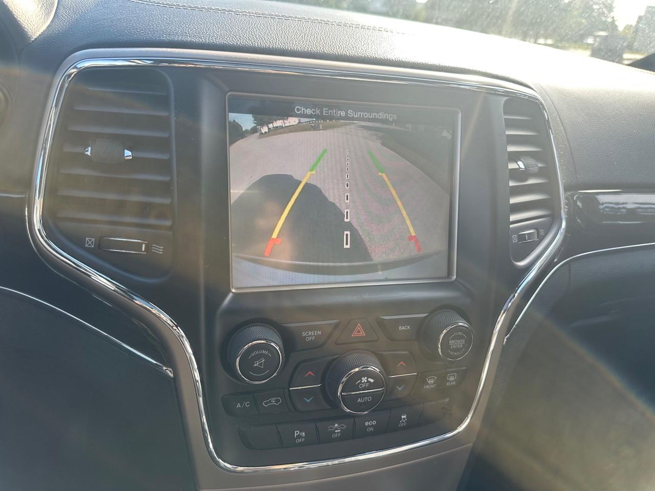 2014 Jeep Grand Cherokee OVERLAND - 3.0L DIESEL - Photo #15