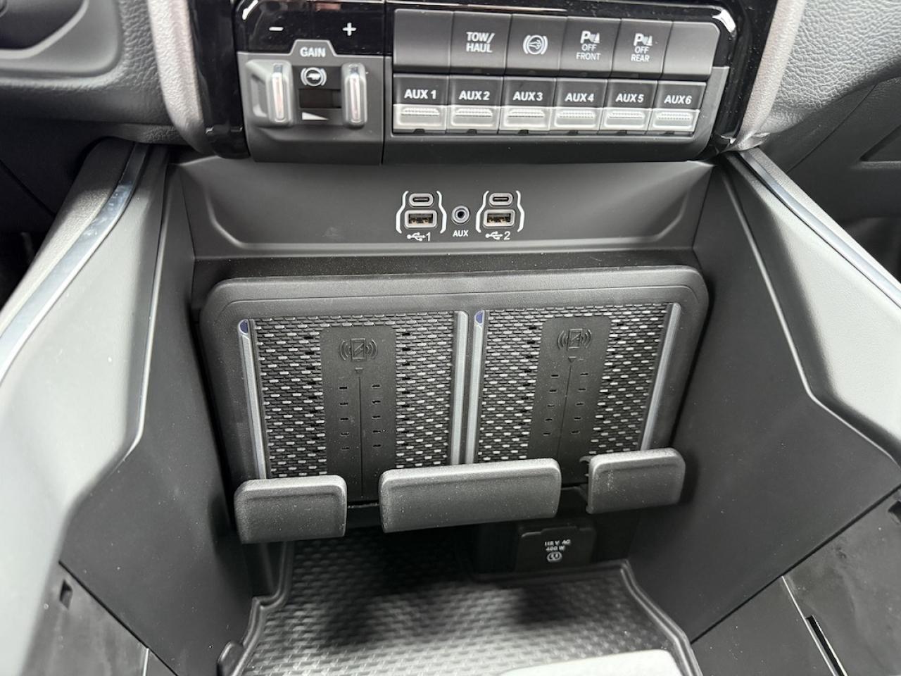 2026 RAM 3500 Big Horn 4x4 Photo