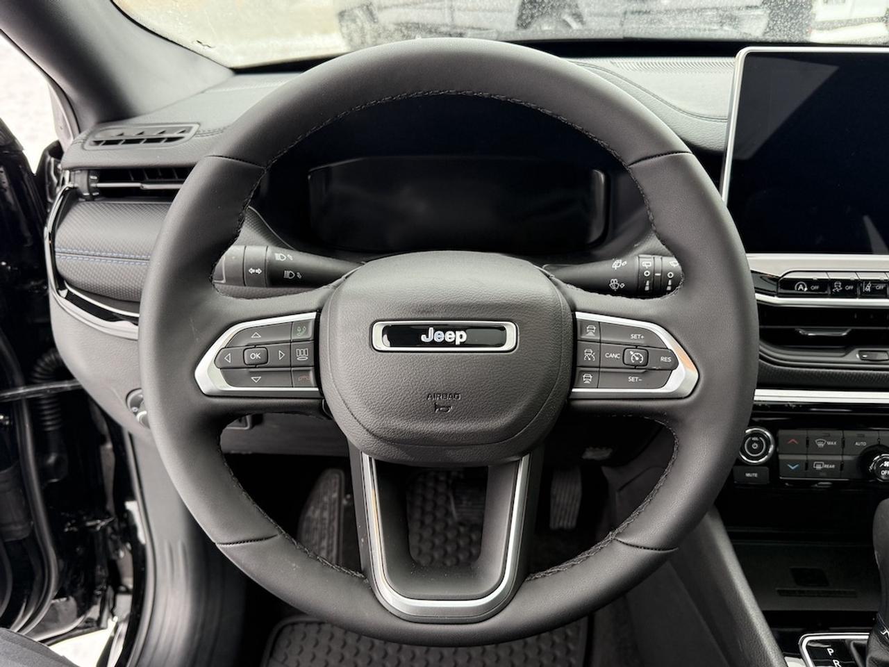 2026 Jeep Compass Altitude 4x4 Photo