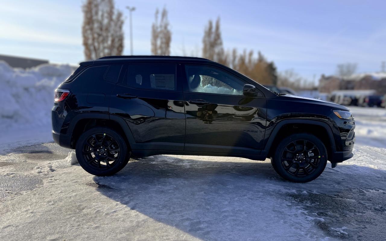 2026 Jeep Compass NORTH 4X4 Photo