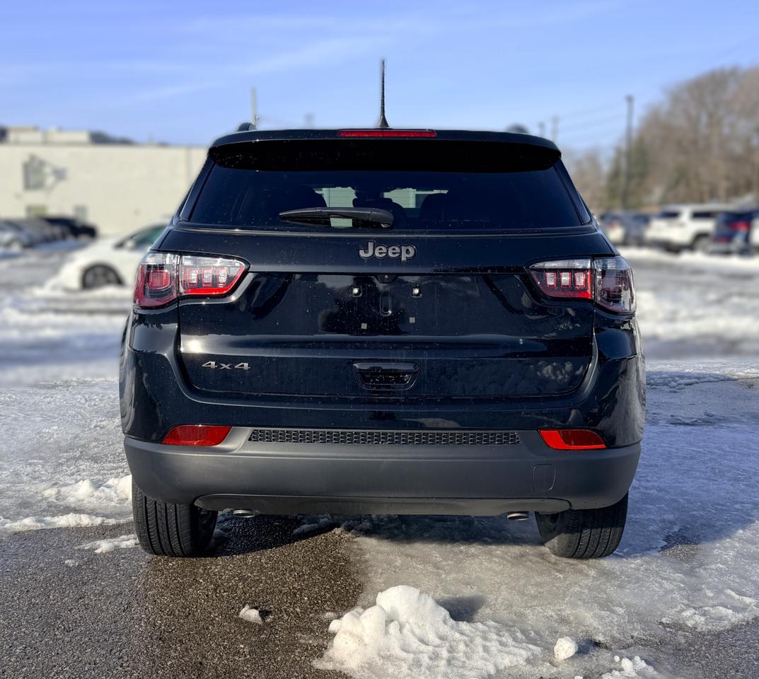 2026 Jeep Compass NORTH 4X4 Photo