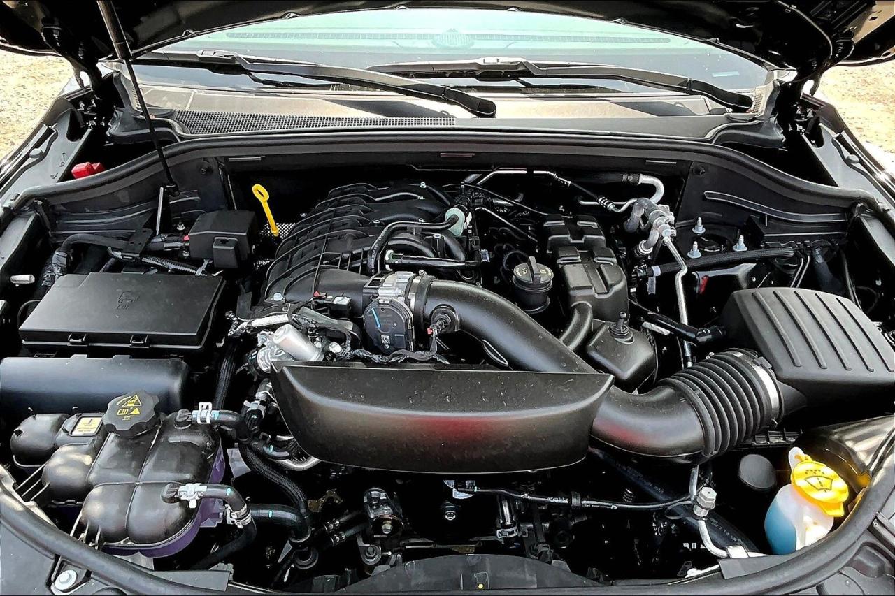 2026 Dodge Durango GT PLUS | BLACKTOP REDLINE | SRT SEATS | AWD Photo