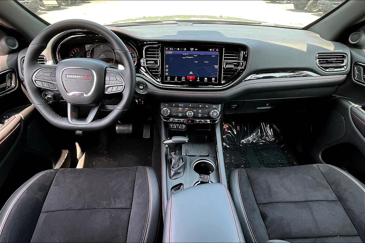 2026 Dodge Durango GT PLUS | BLACKTOP REDLINE | SRT SEATS | AWD Photo4