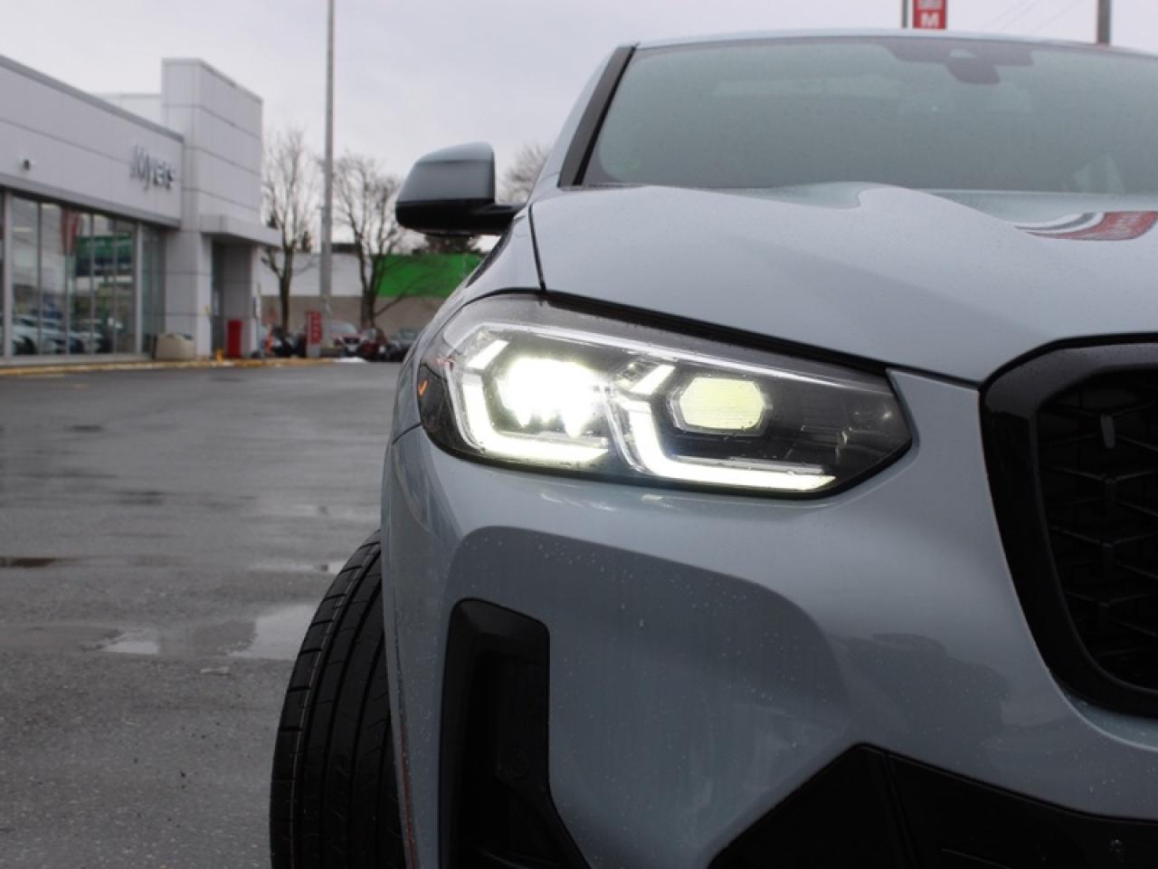 2023 BMW X4 xDrive30i  - Heated Seats -  Apple CarPlay Photo